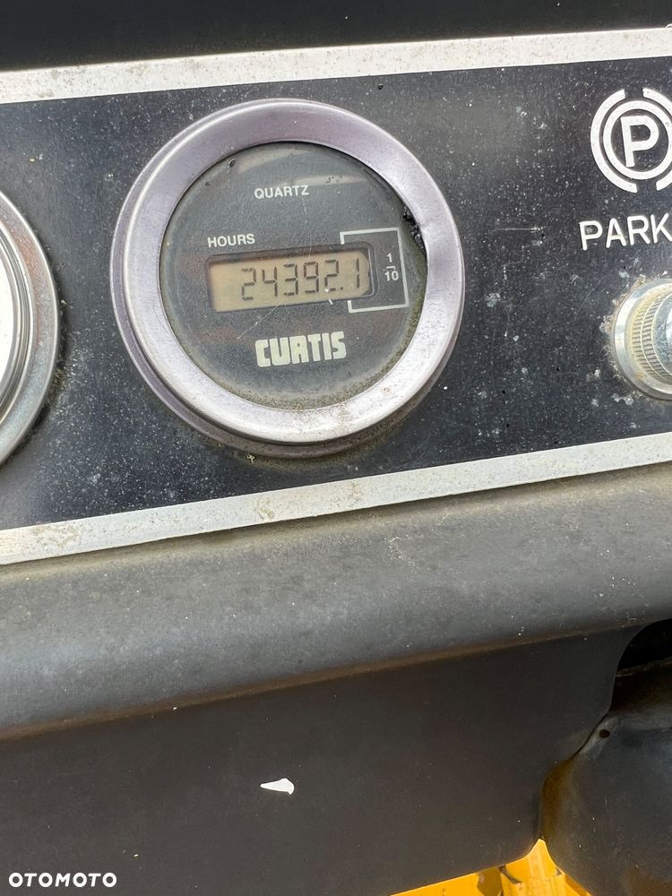 Daewoo CAT - 7