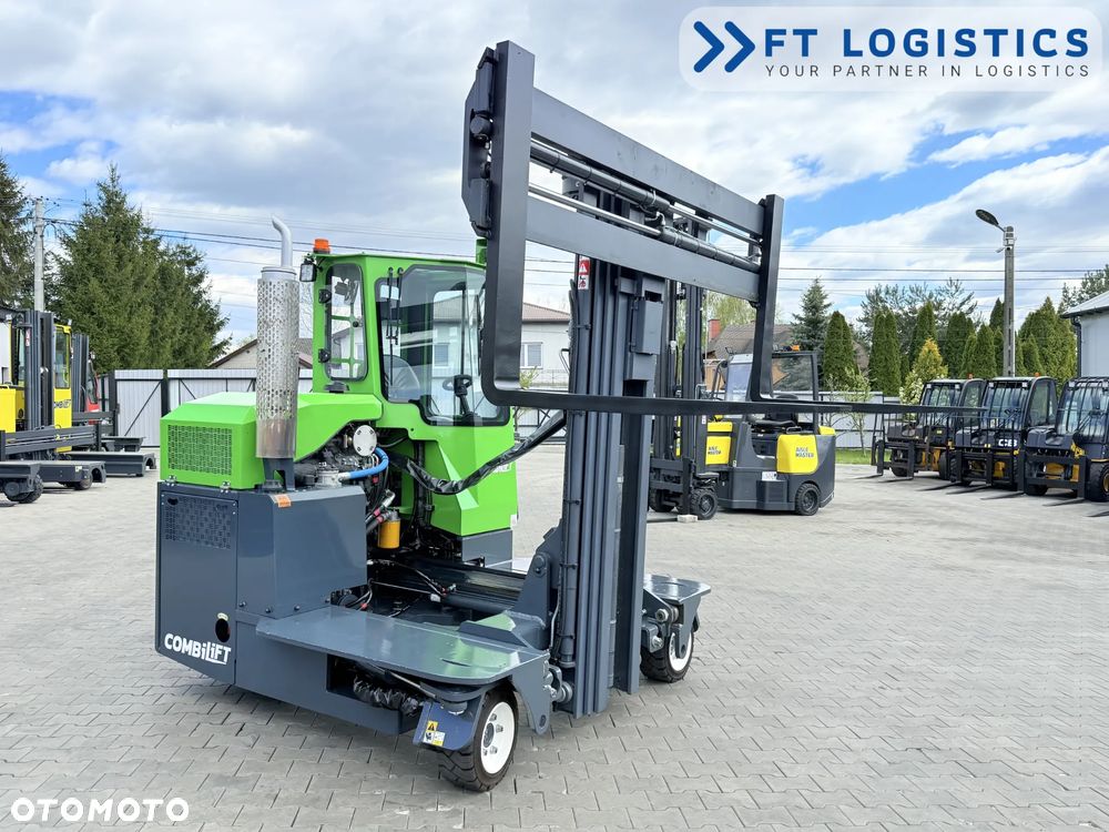 Combilift WÓZEK CZTEROKIERUNKOWY - WIELOKIERUNKOWY - SPRZEDAŻ - WYNAJEM | COMBILIFT C3000 | DIESEL | TRIPLEX 5952MM | SZEROKI POZYCJONER WIDEŁ 2700MM | WOLNY SKOK | STAN IDEALNY | Szeroka oferta wózków czterokierunkowych i bocznych, dopasowanych do różnorodnych potrzeb i zastosowań - 25