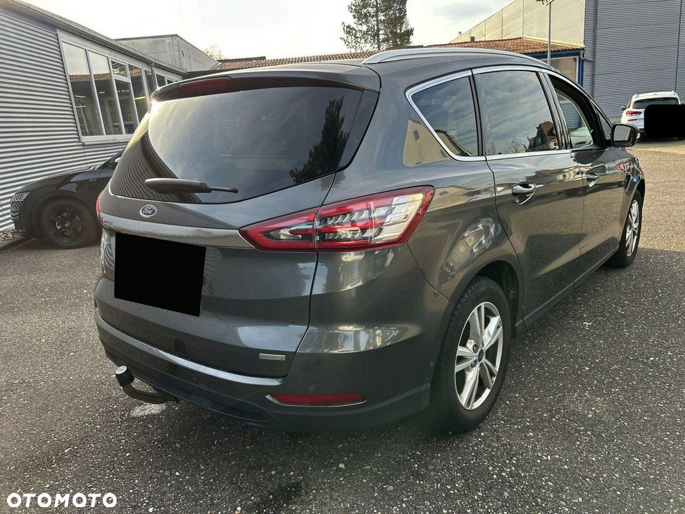 Ford S-Max 1.5 Eco Boost Start-Stopp TITANIUM - 4