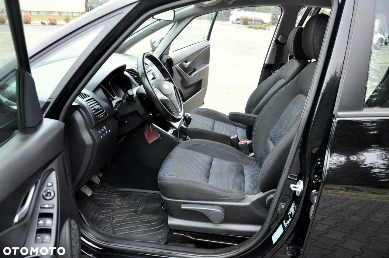 Hyundai ix20 - 21