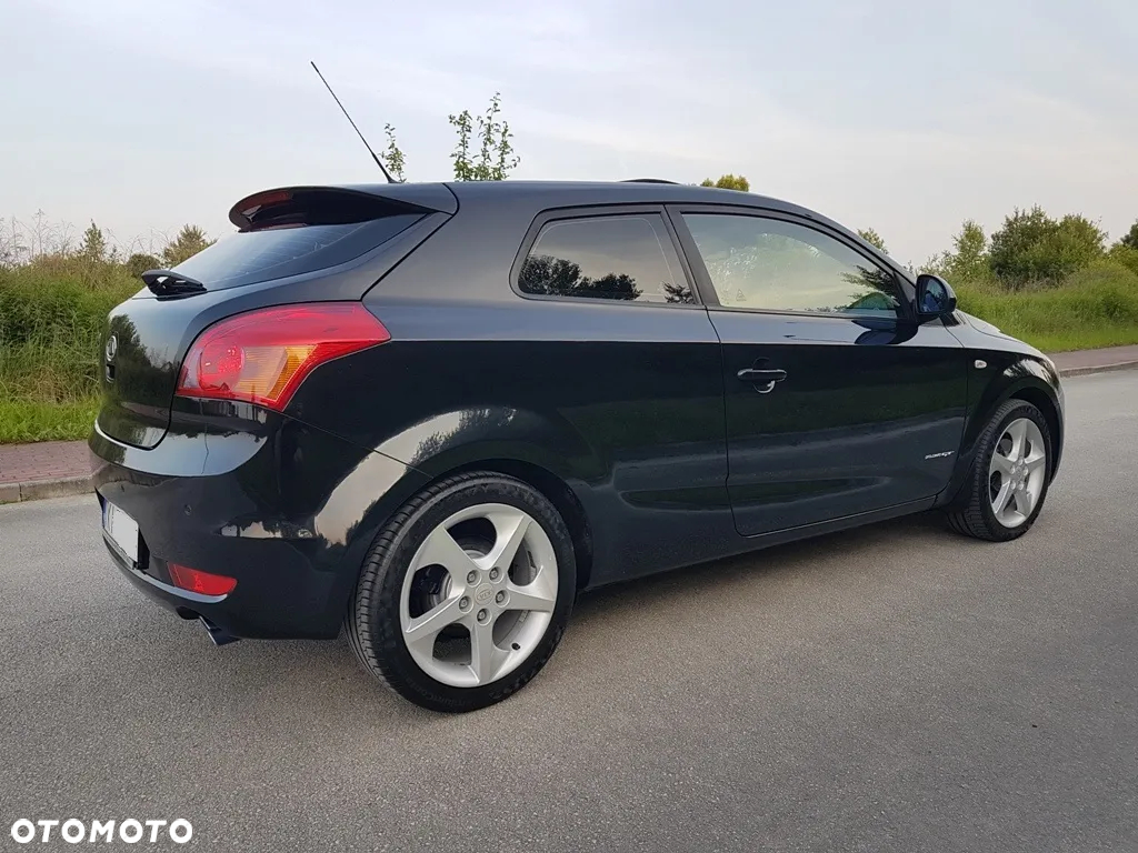 Kia ProCeed Pro_cee'd 2.0 Optimum + - 6