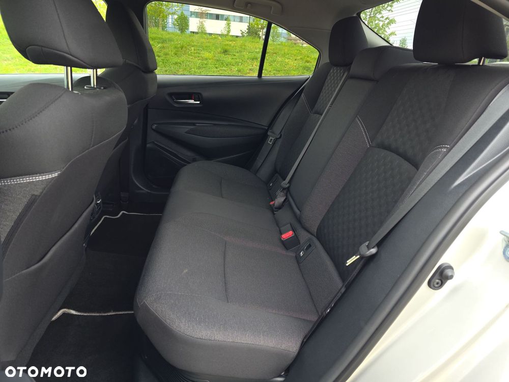 Toyota Corolla - 15