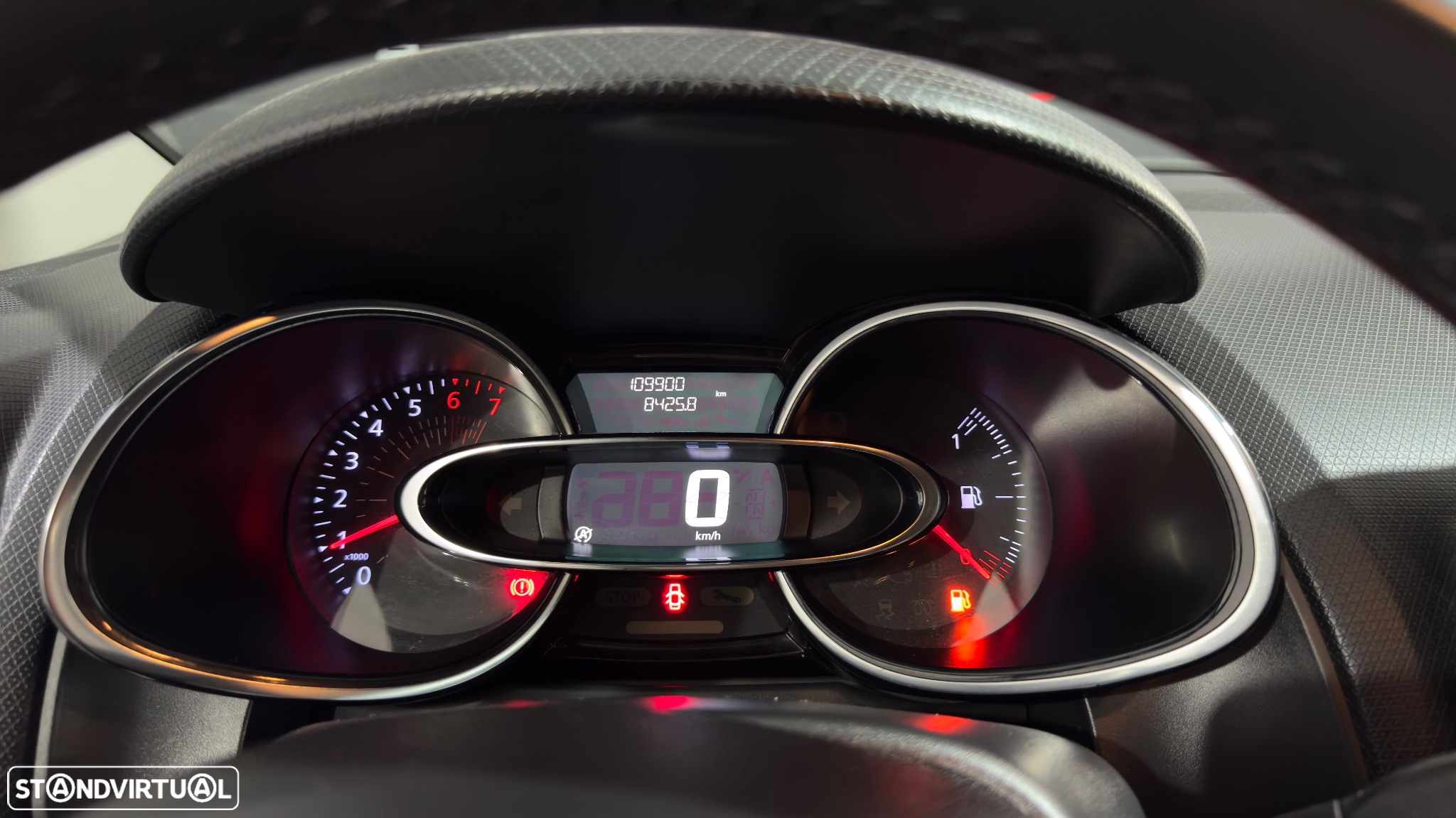 Renault Clio Sport Tourer 0.9 TCe Limited - 17