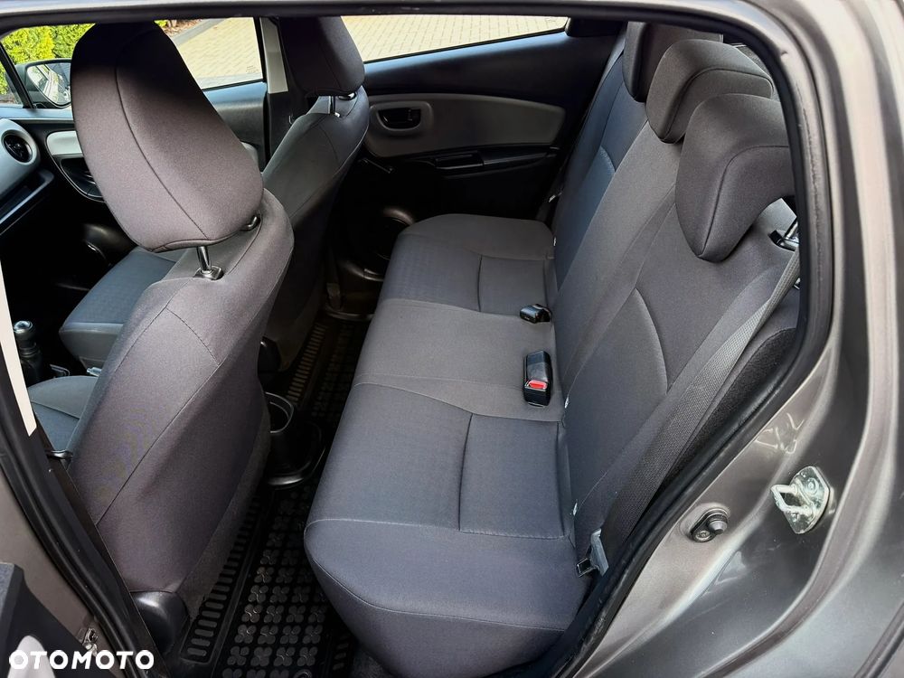 Toyota Yaris 1.0 Active EU6 - 13