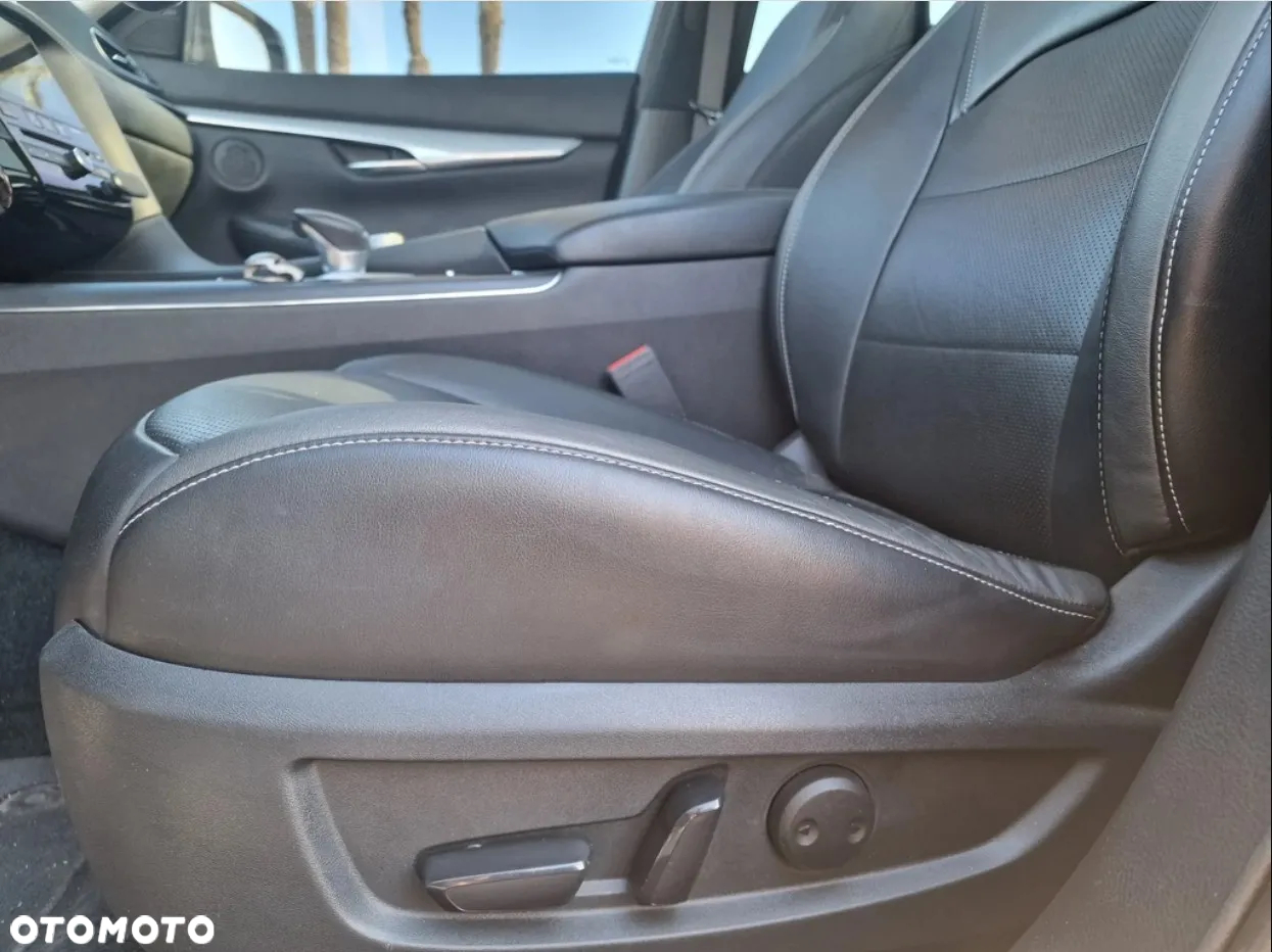Infiniti QX50 - 18