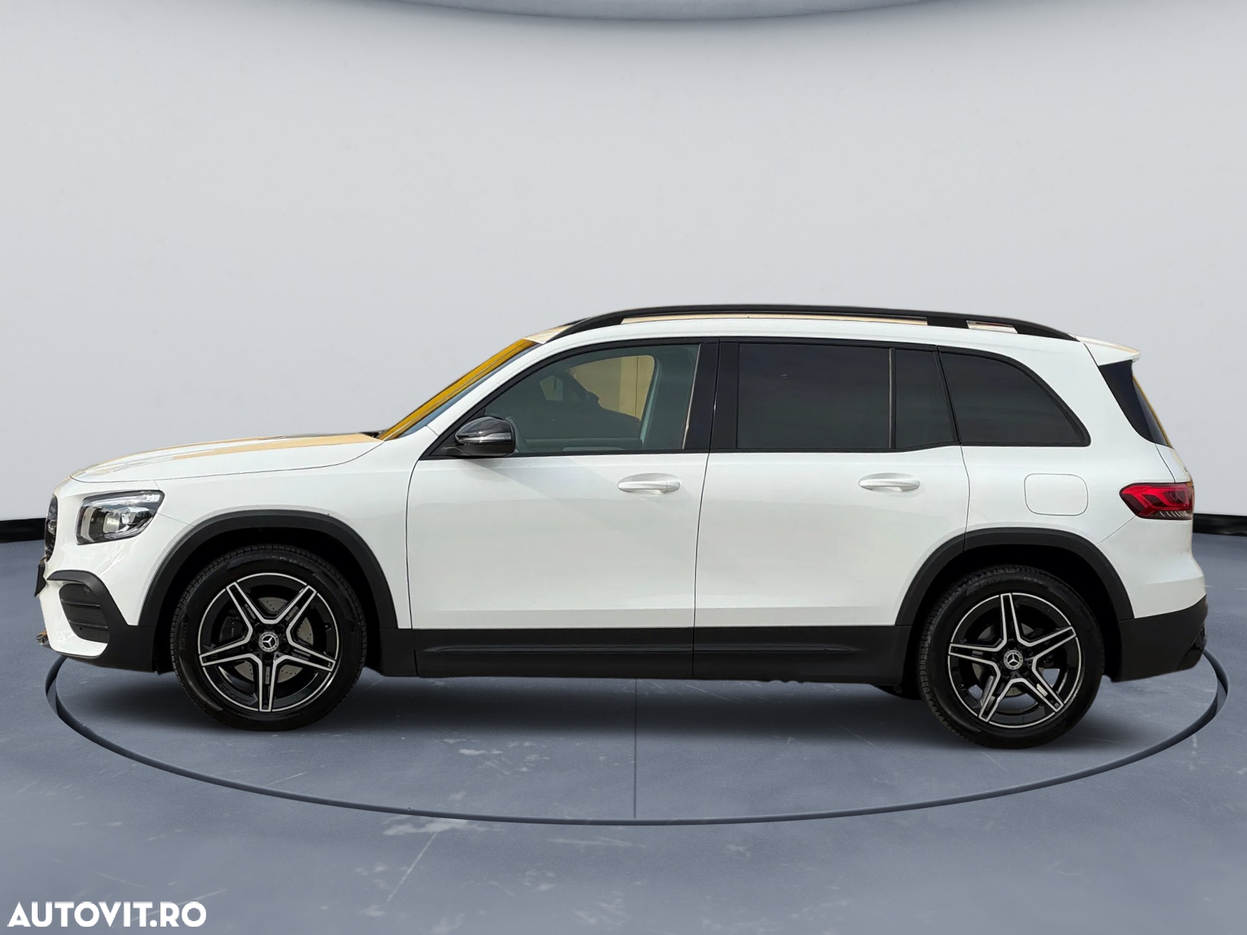 Mercedes-Benz GLB 200 d 8G-DCT AMG Line - 12
