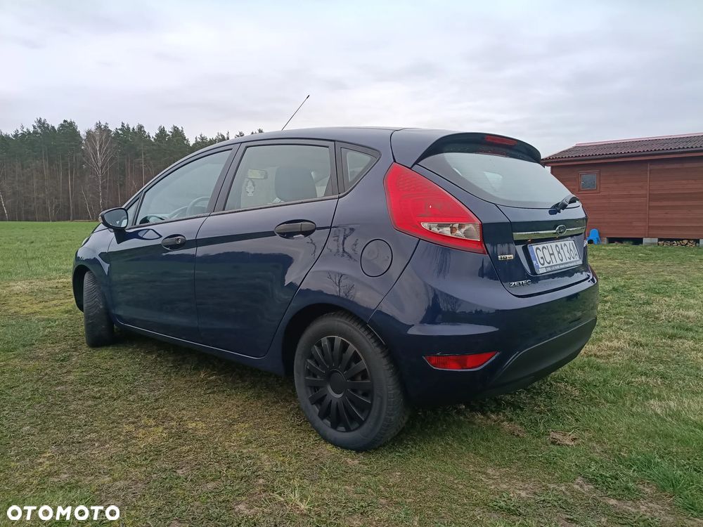 Ford Fiesta - 4