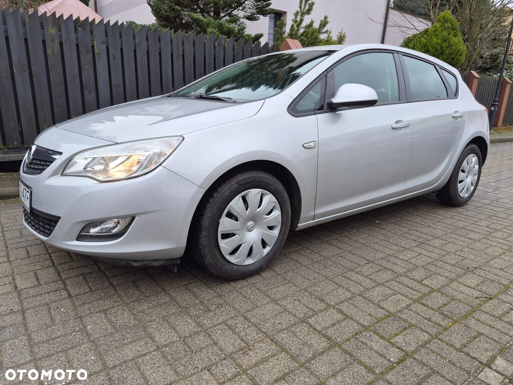 Opel Astra 1.4 Turbo Selection - 3