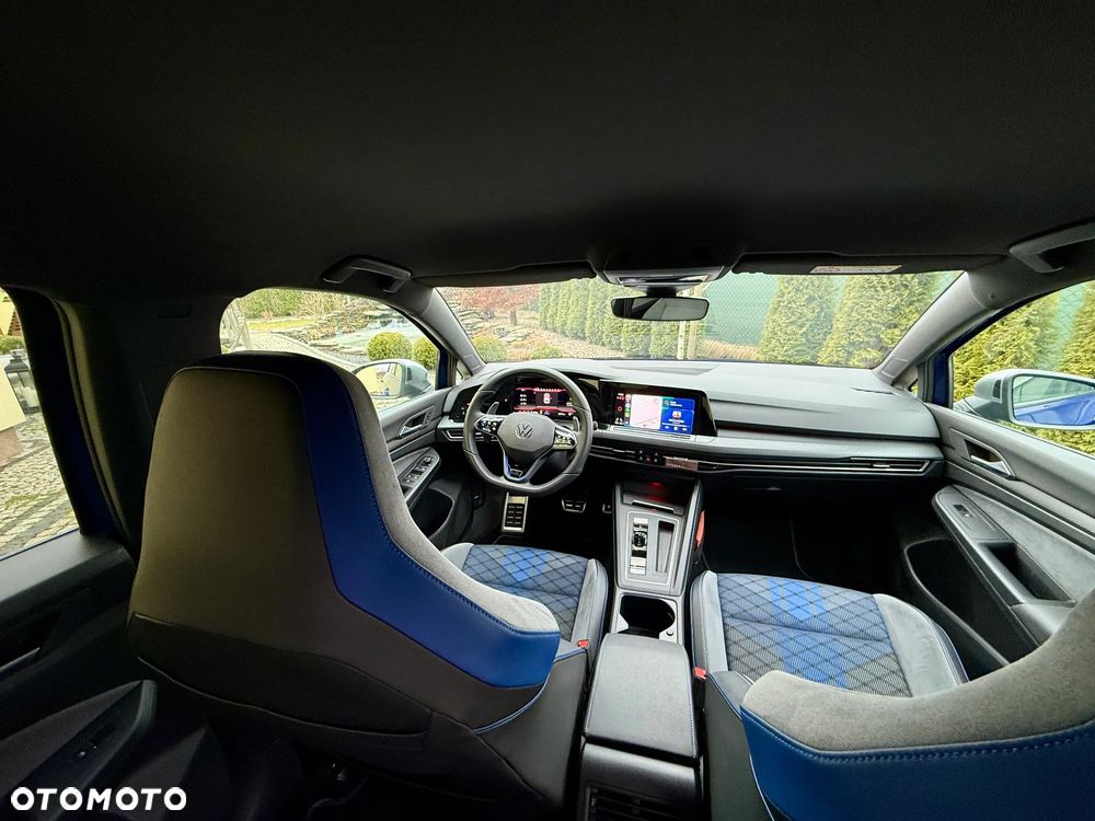 Volkswagen Golf - 12