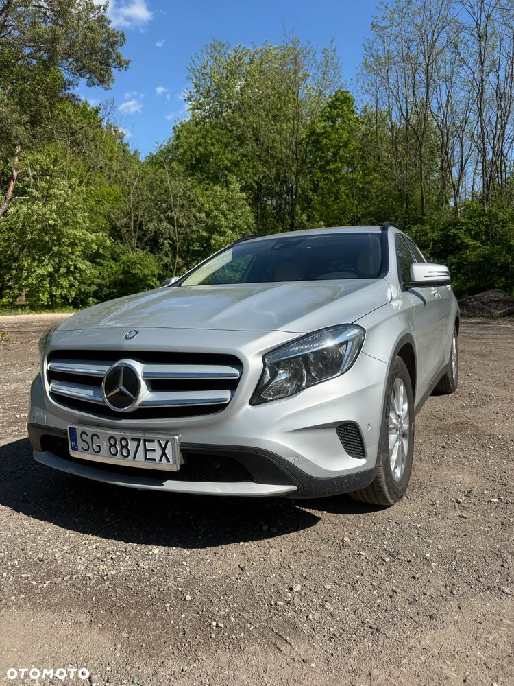Mercedes-Benz GLA 250 4-Matic - 7