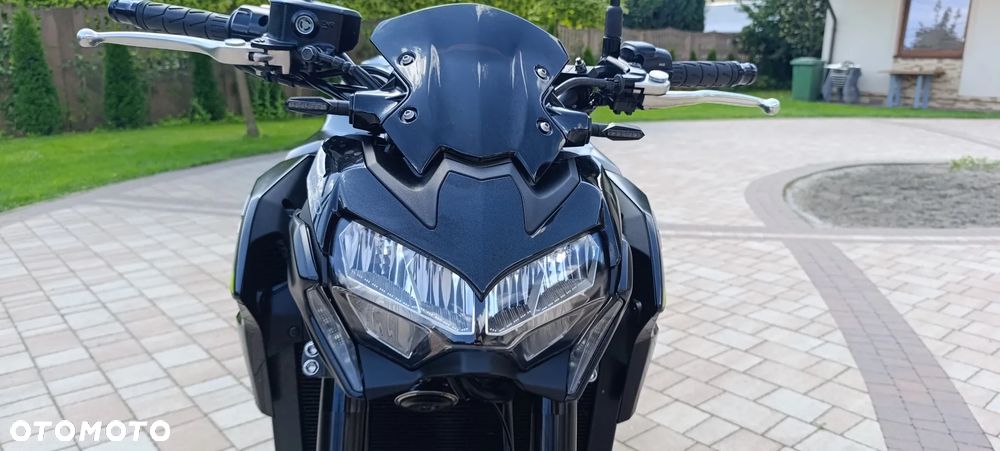 Kawasaki Z 900 - 16