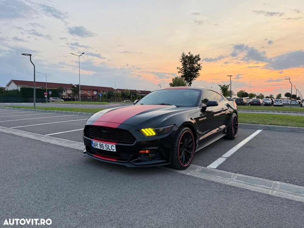 Ford Mustang - 2