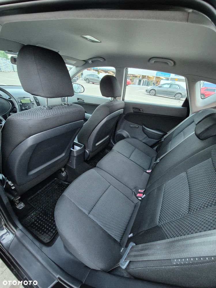 Hyundai i30 1.4 Base - 6