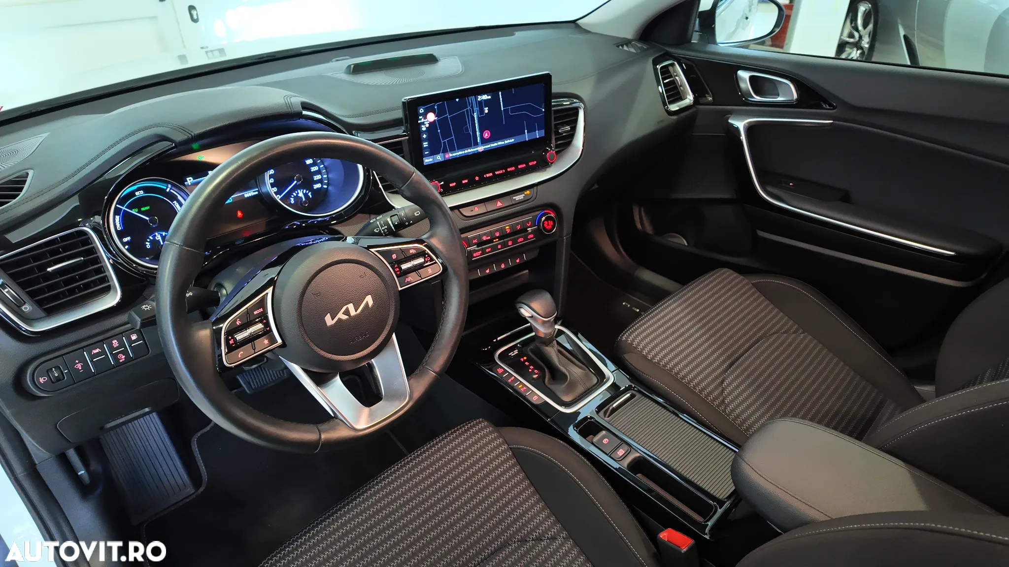 Kia XCeed 1.6 GDI DCT6 OPF Plug-in-Hybrid VISION - 13