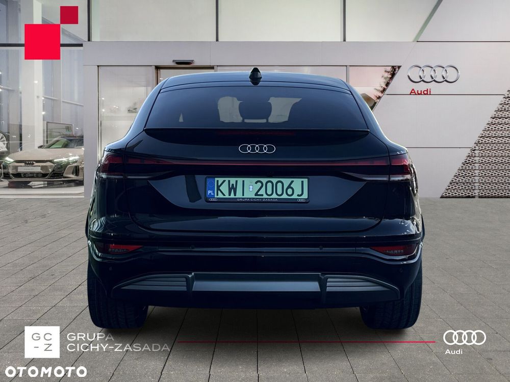 Audi Q6 e-tron - 4