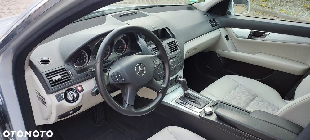 Mercedes-Benz Klasa C - 30