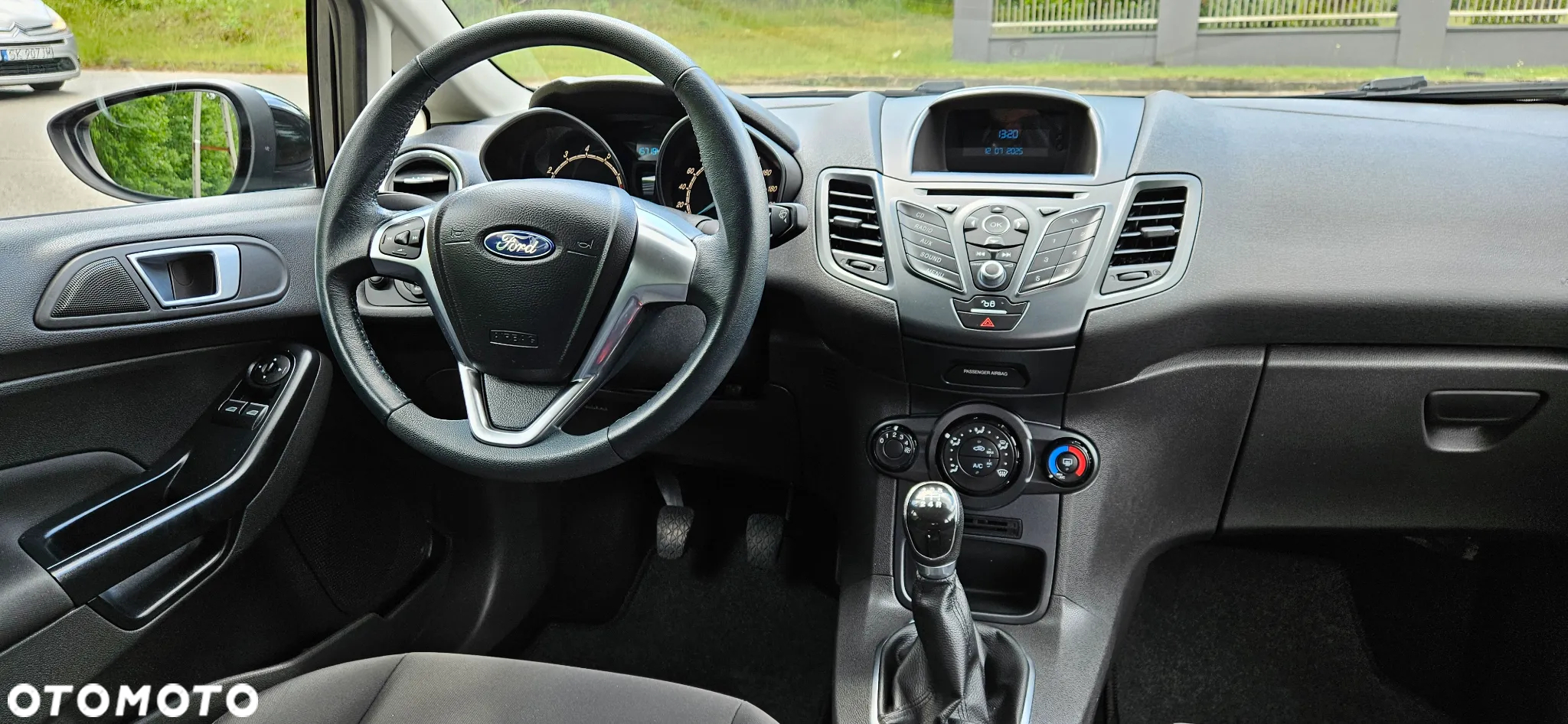 Ford Fiesta - 20