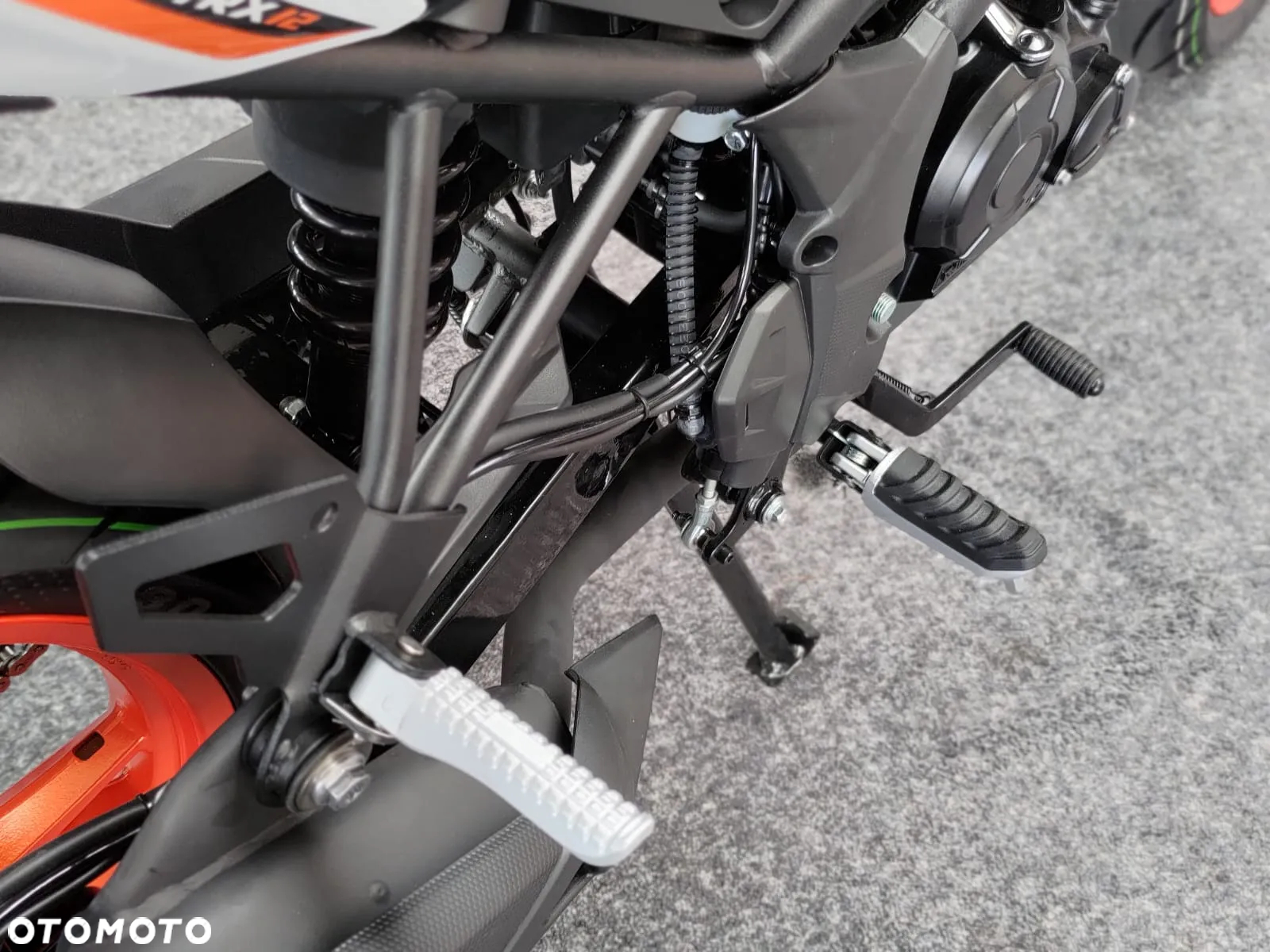 QJMOTOR TRX 125 - 36