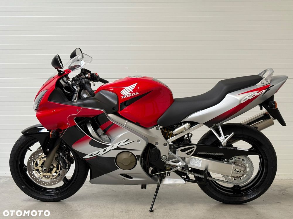 Honda CBR - 6