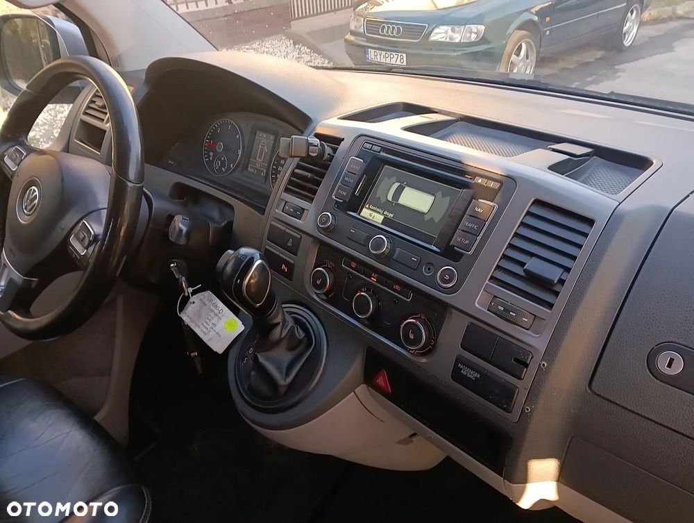 Volkswagen Transporter - 11