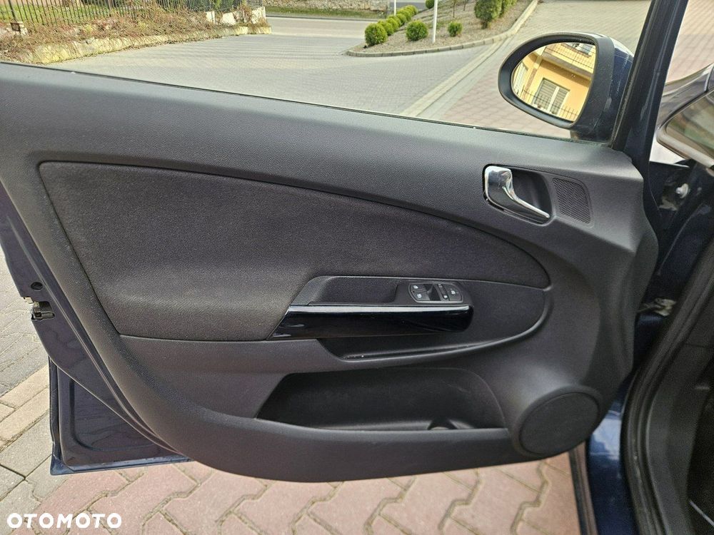 Opel Corsa 1.4 16V Active - 19