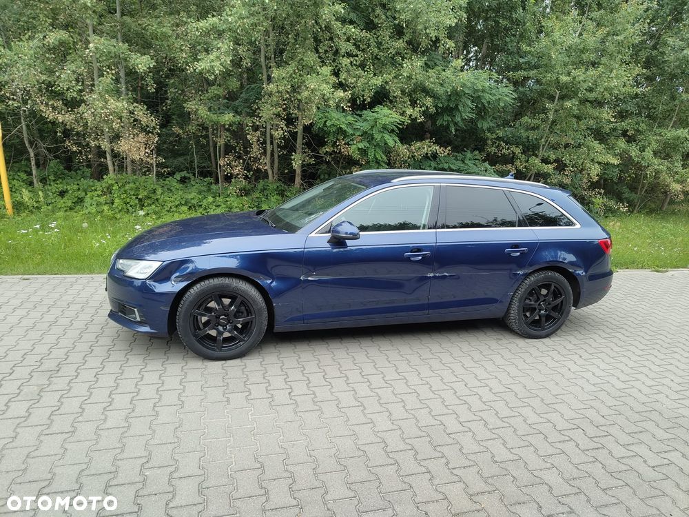 Audi A4 Avant 2.0 TDI S tronic design - 34