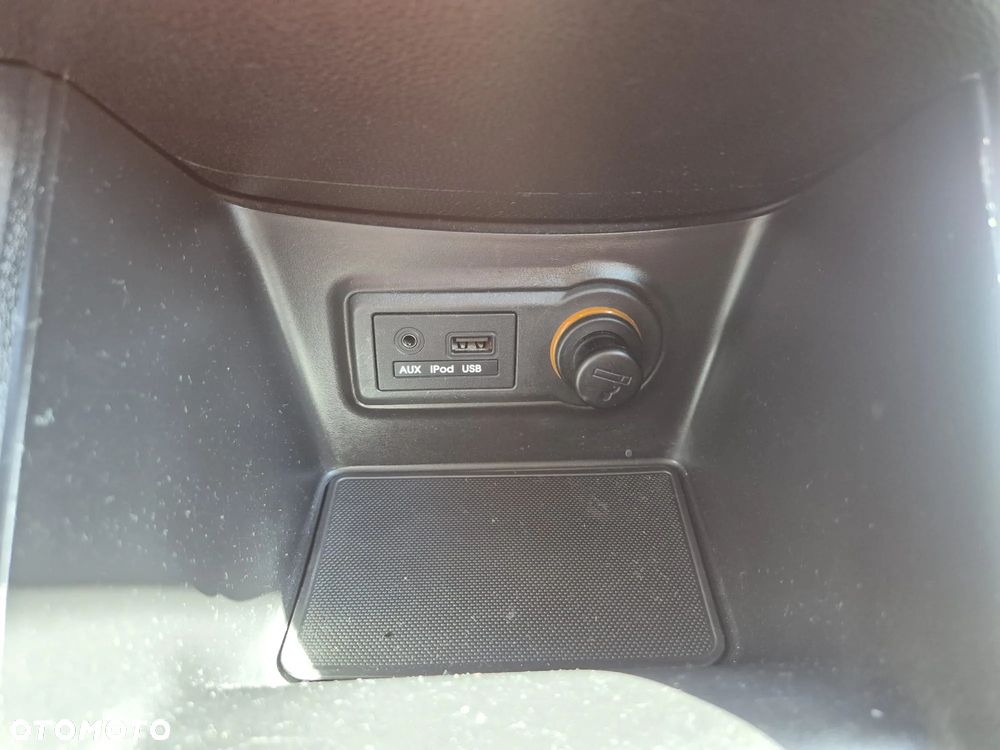 Kia Venga 1.4 CRDi M - 12