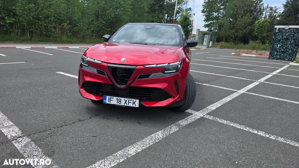 Alfa Romeo Junior 1.2 VGT Ibrida Speciale - 1