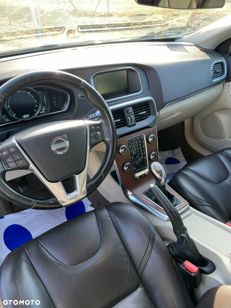 Volvo V40 D2 - 2