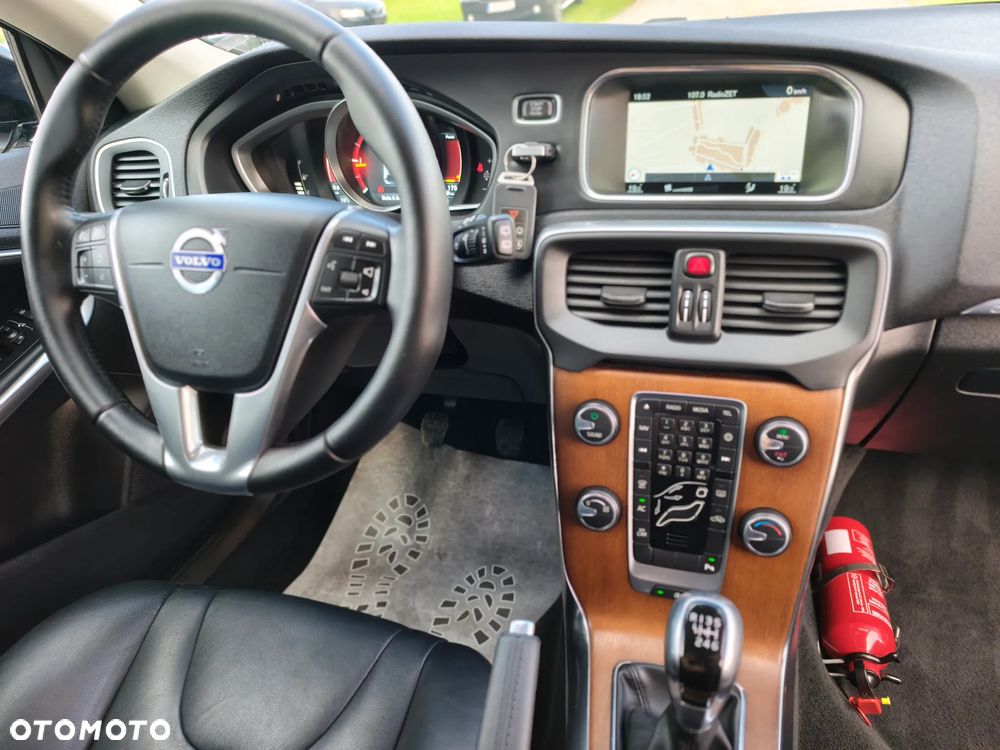 Volvo V40 Cross Country D2 - 34