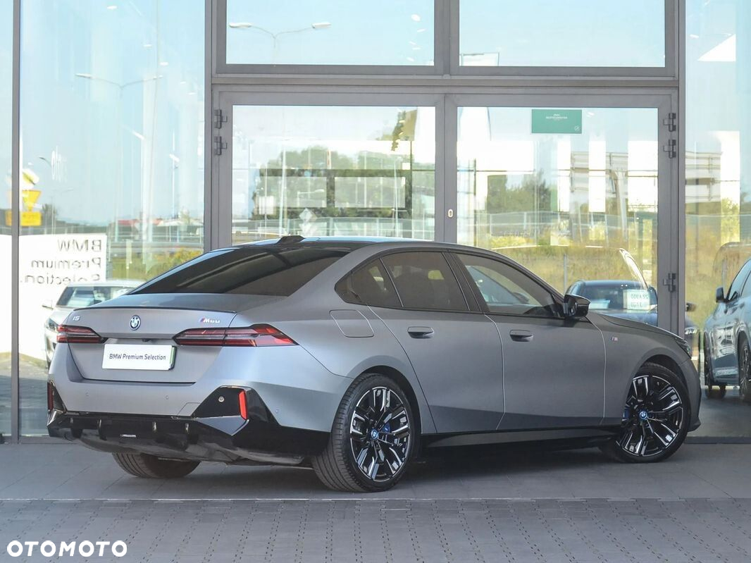 BMW i5 83.9kWh M60 xDrive - 6