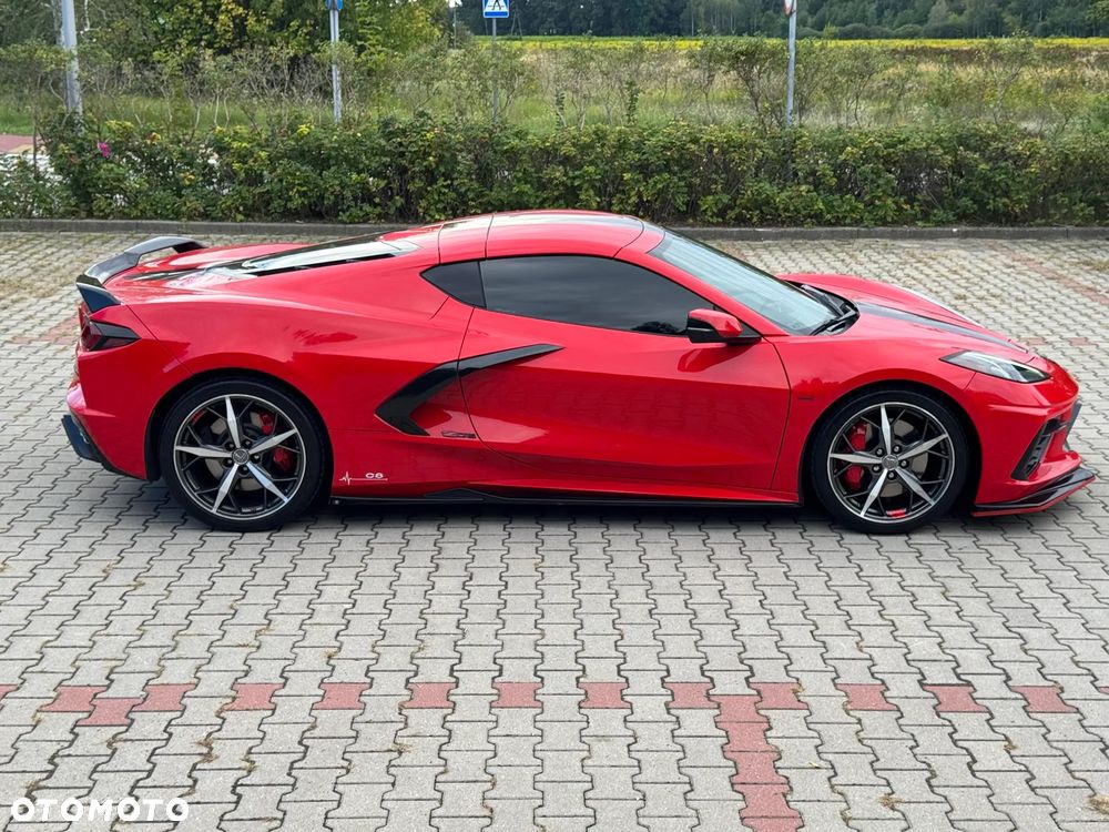 Chevrolet Corvette - 12