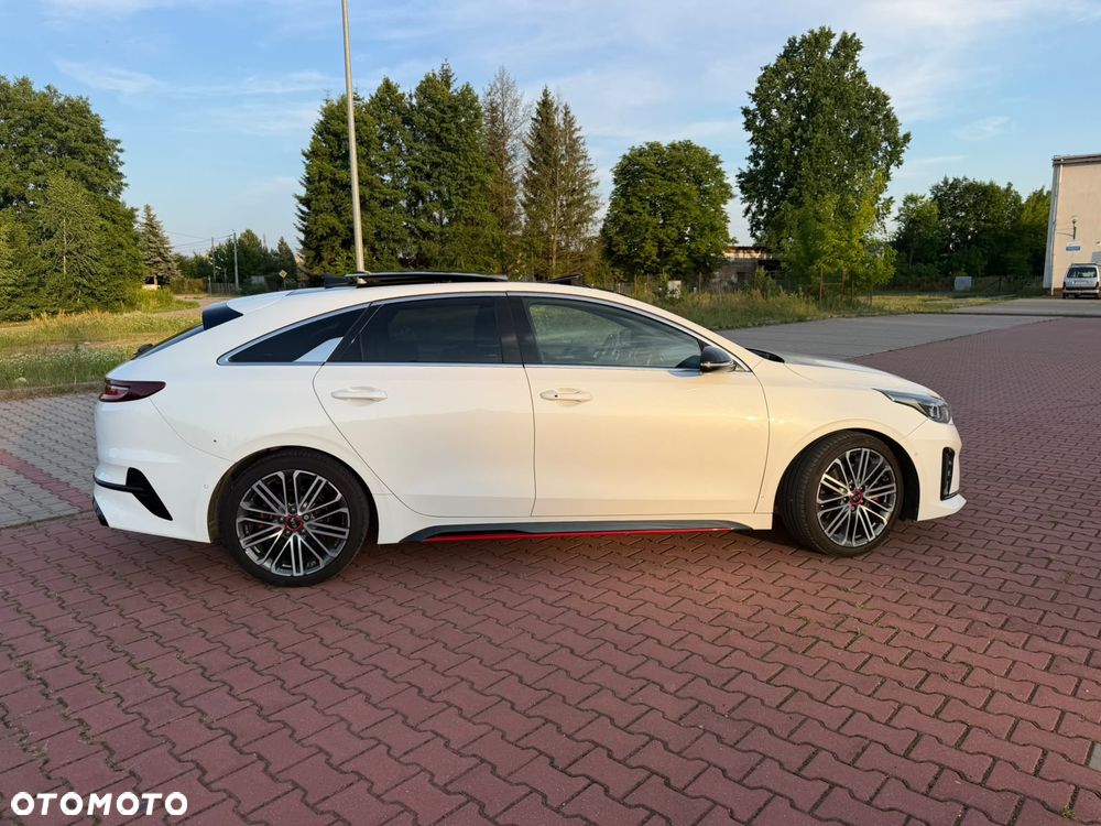 Kia ProCeed - 5