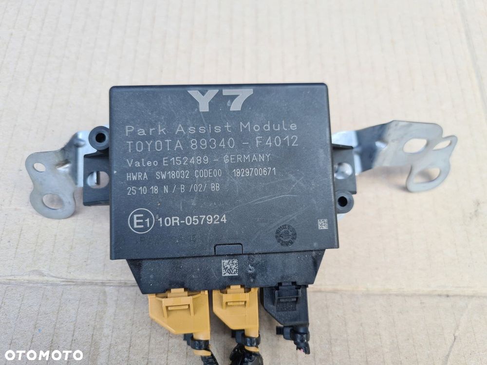 Toyota C-HR moduł sterownik PDC park 89340-f4012