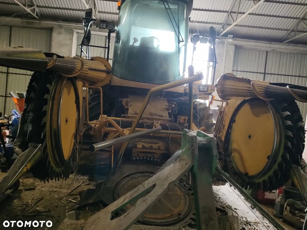 New Holland FX375 - 6