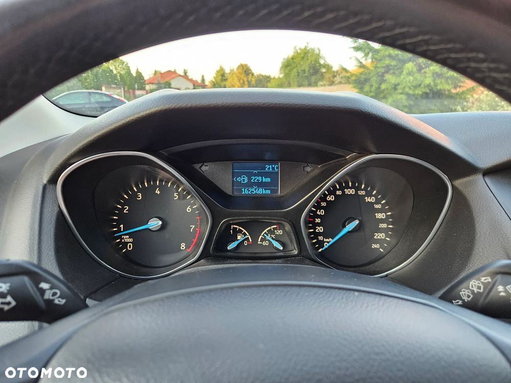 Ford Focus 1.0 EcoBoost Trend - 6