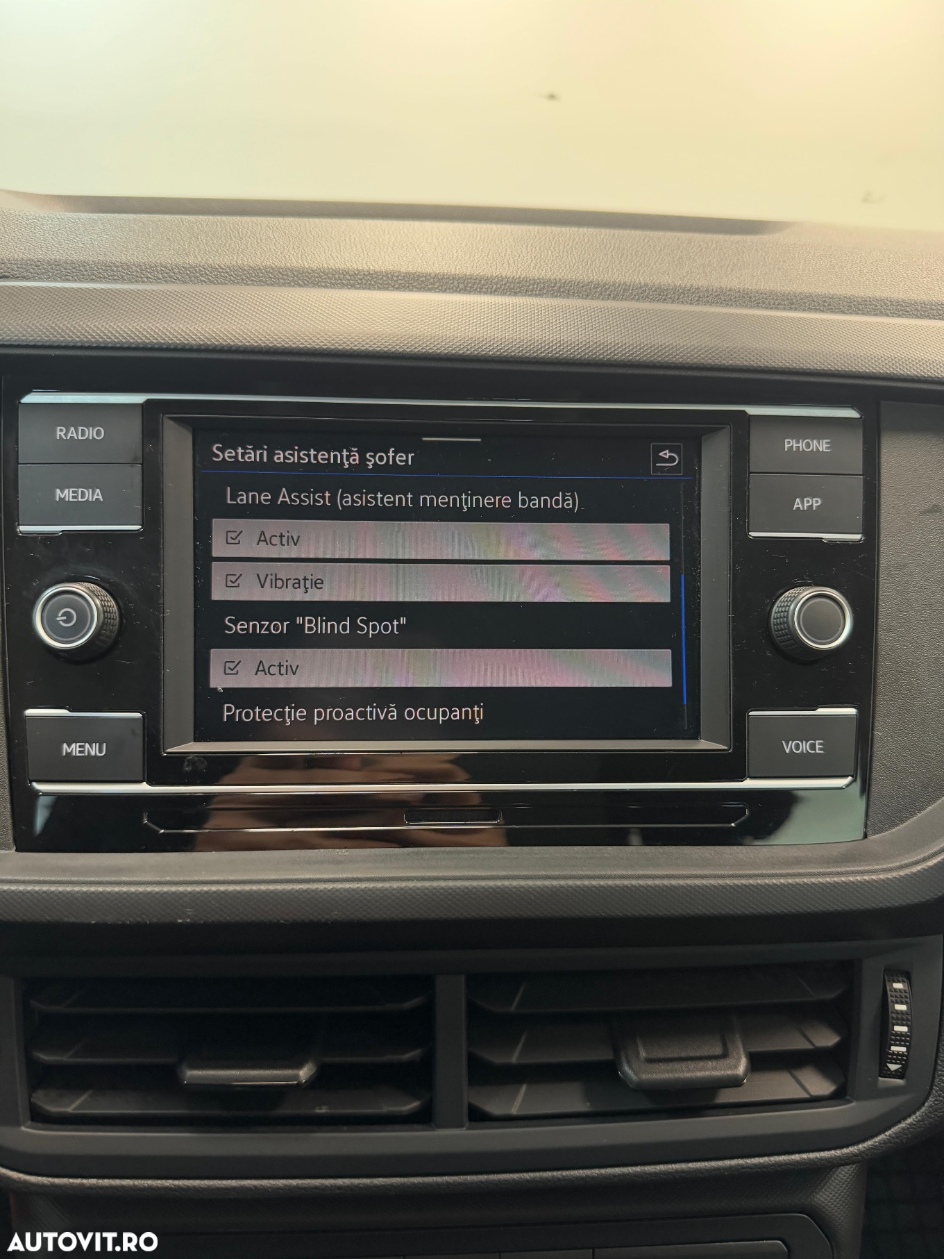 Volkswagen T-Cross 1.6 TDI Base - 13
