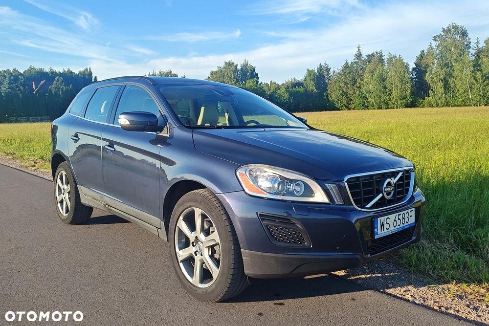 Volvo XC 60 2.4D AWD Momentum - 1