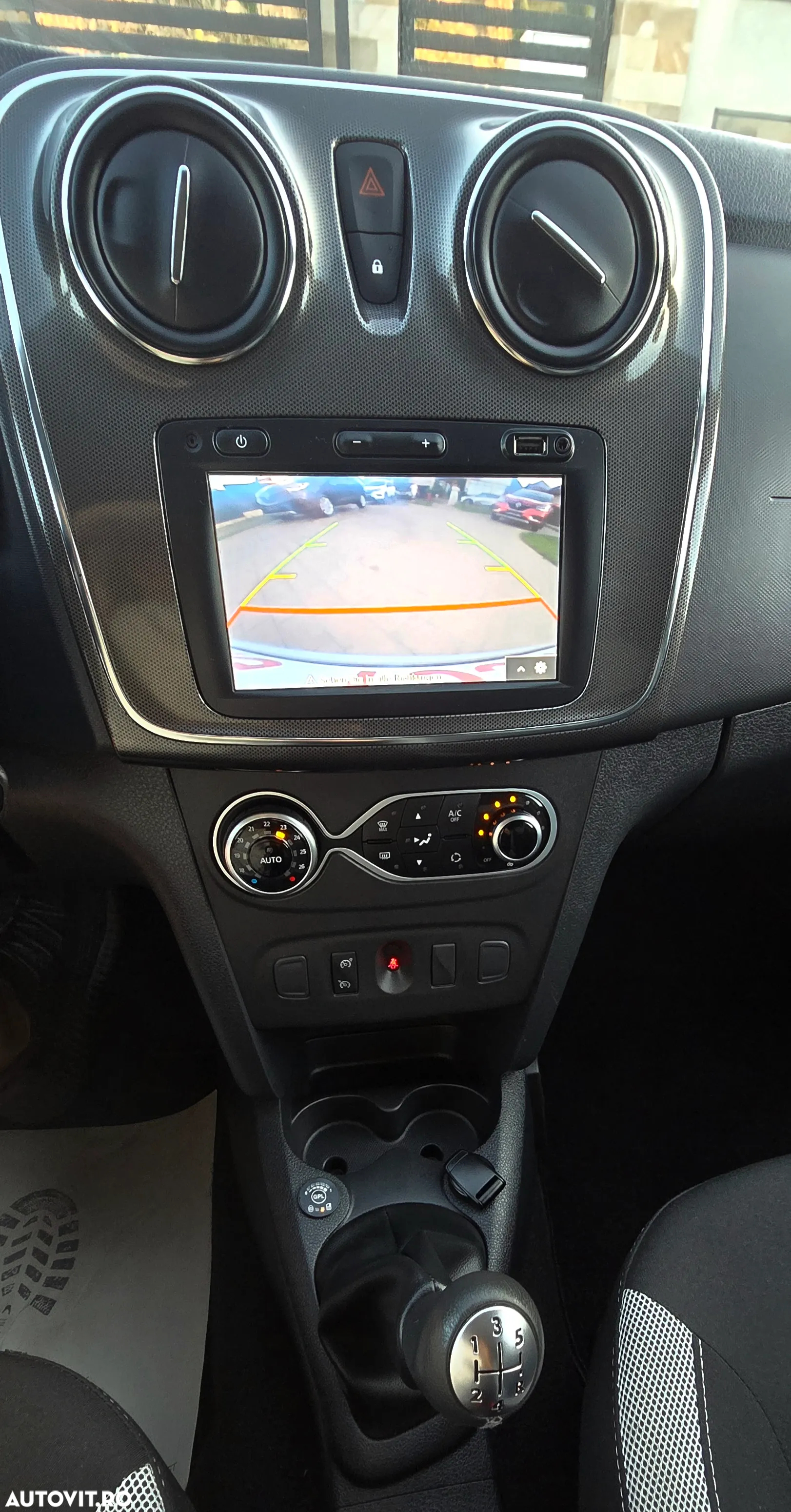 Dacia Sandero Stepway 0.9 TCe Prestige - 26