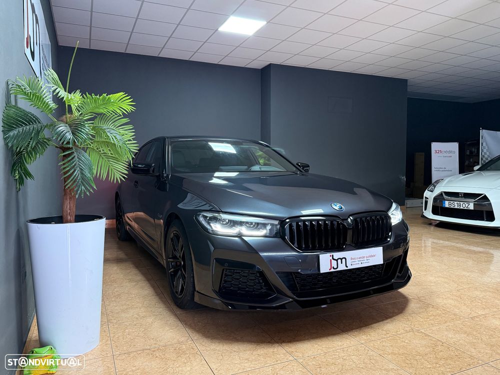 BMW 530 e Pack M - 8