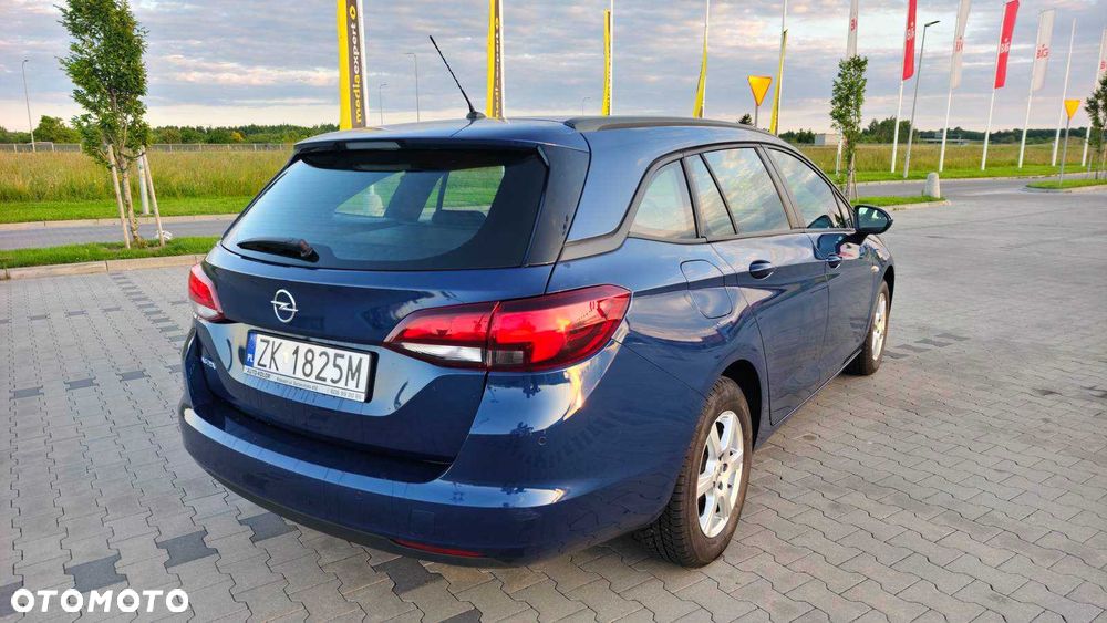 Opel Astra - 4