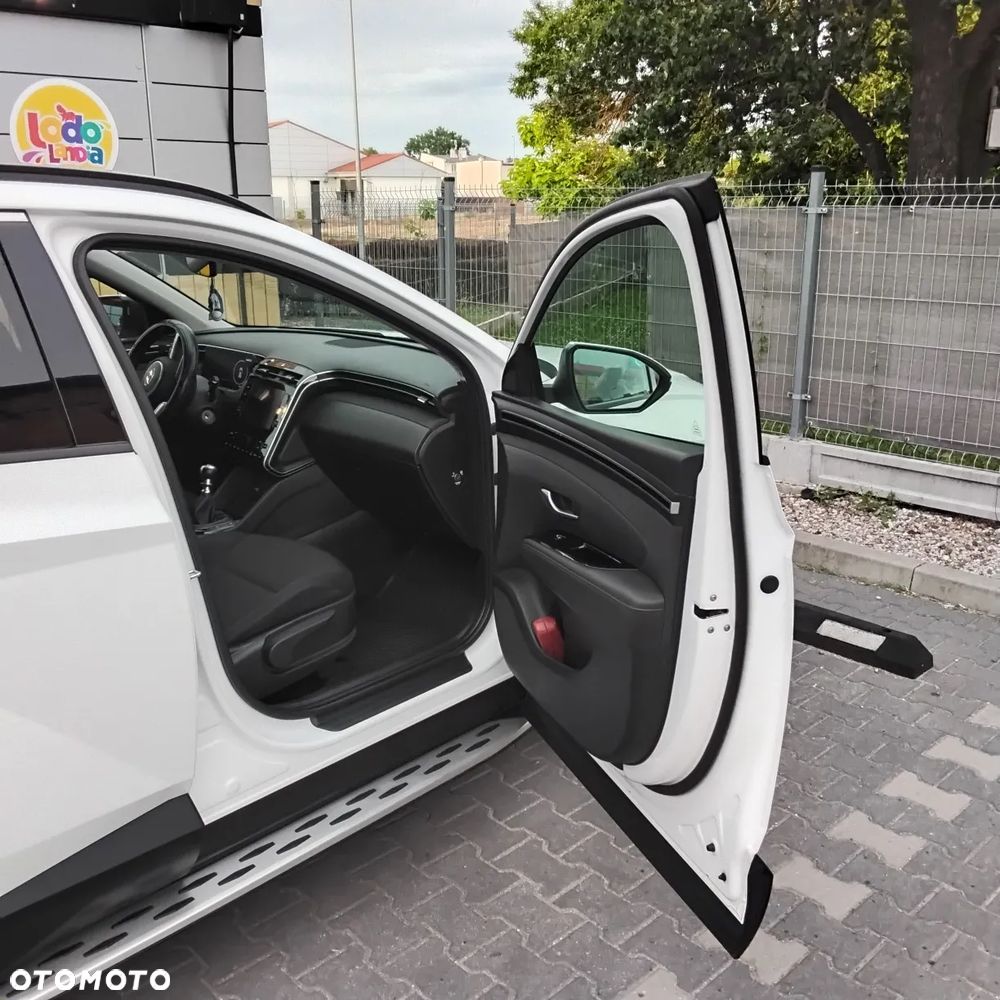 Hyundai Tucson 1.6 T-GDi Smart 2WD - 24