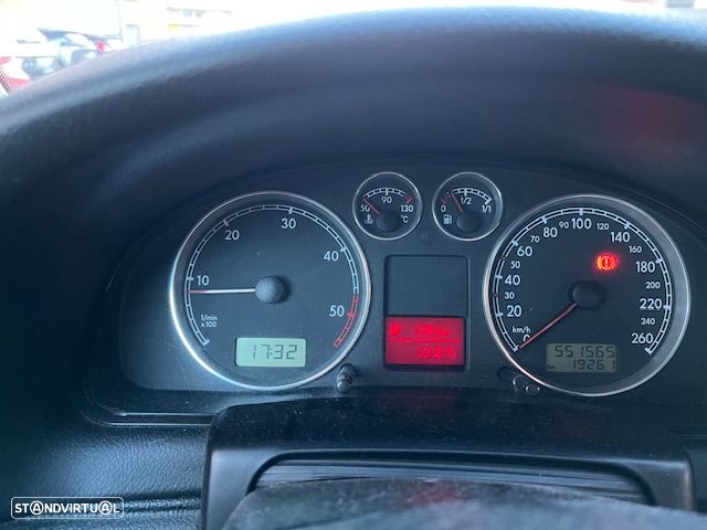 VW Passat Variant 1.9 TDi Highline - 7