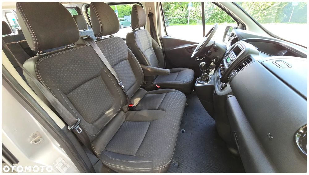 Opel Vivaro L2H1 2,9t Elegance - 12