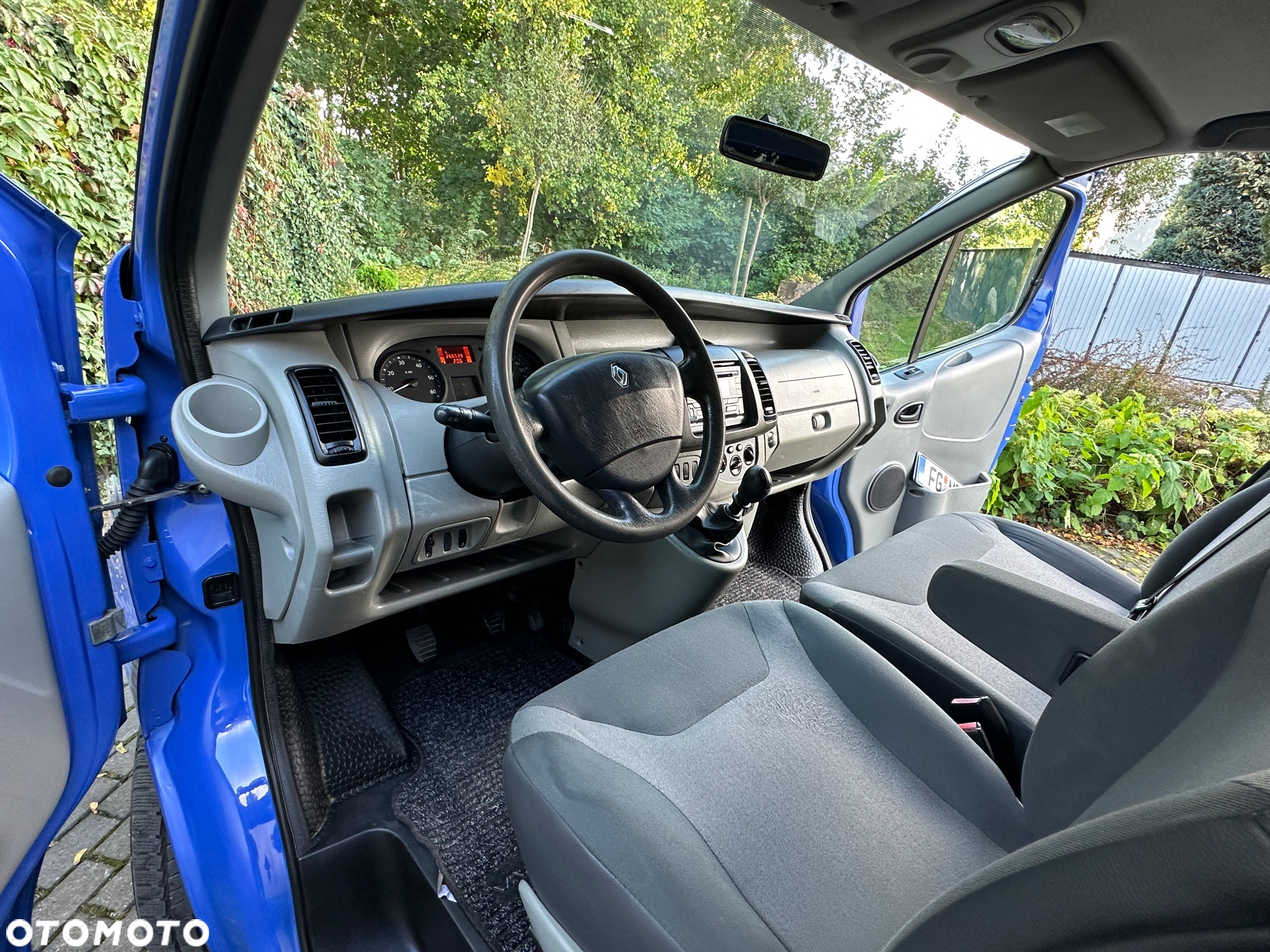 Renault Trafic - 24