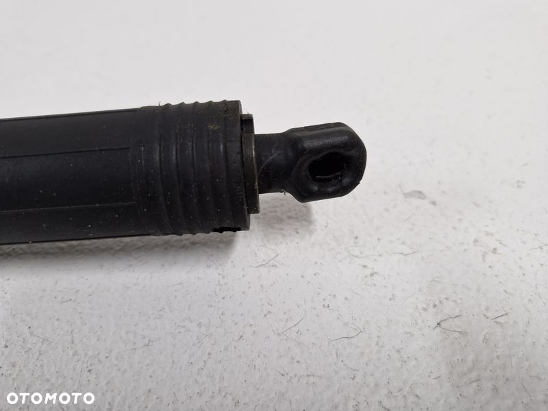 SKODA SUPERB III SIŁOWNIK ELEKTRYCZNY BAGAŻNIKA 3V0827851 - 2