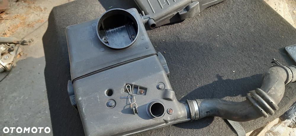 Fiat Lancia Obudowa Filtra powietrza 7715325 - 6