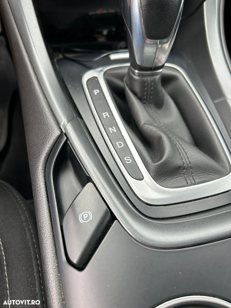 Ford Mondeo 2.0 TDCi Powershift Trend - 9