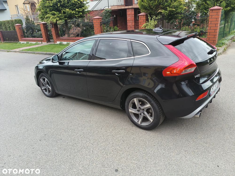 Volvo V40 D4 Drive-E R-Design Summum - 3