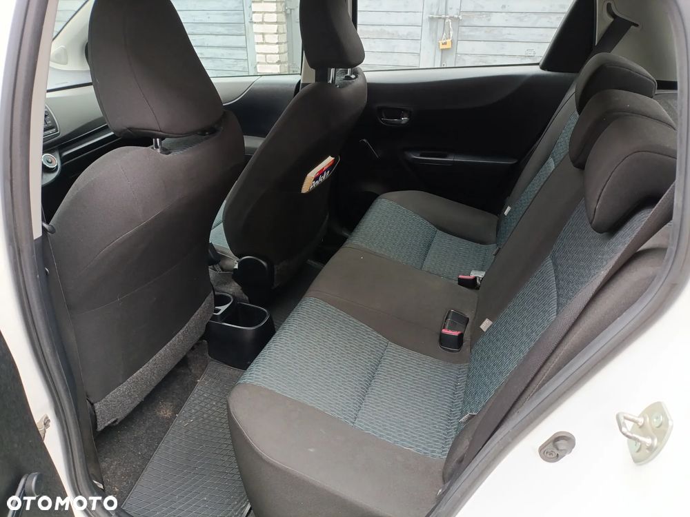 Toyota Yaris 1.4 D-4D Active - 7